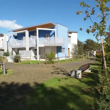 Lovely First-floor Flat Near The Shores-bibione